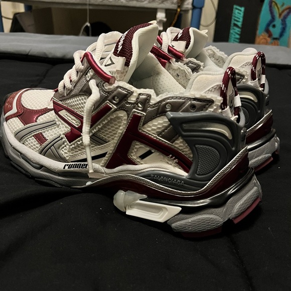 Burgundy Balenciaga Runners - Picture 2 of 6